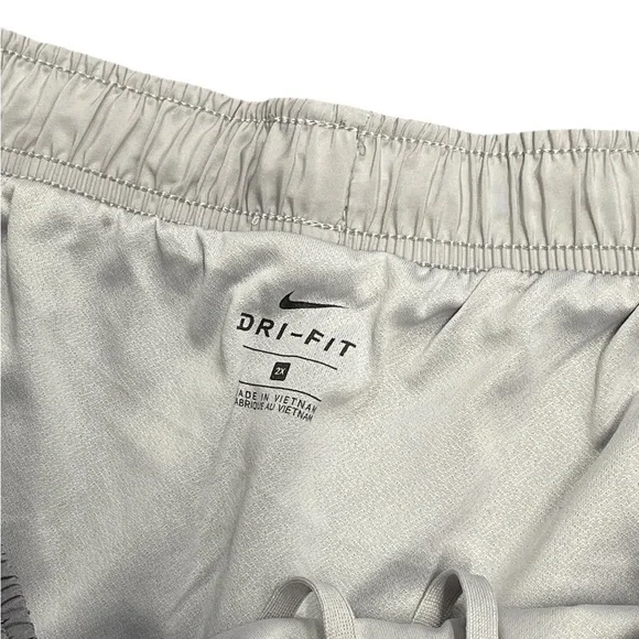 Women’s Nike Dri Fit Running Shorts - Picture 2 of 2